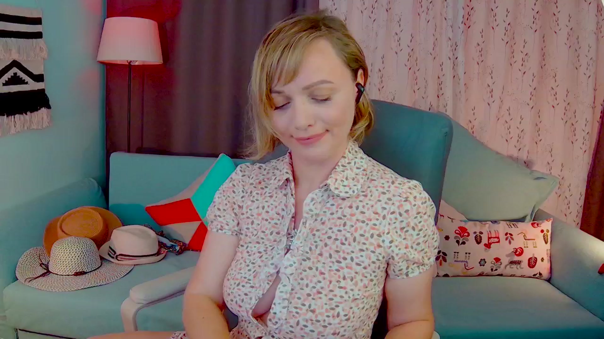 Gallery image thumbnail from SweetDazzle's myfreecams stream on, 06/02/2025, 14:17 image 20 of 20