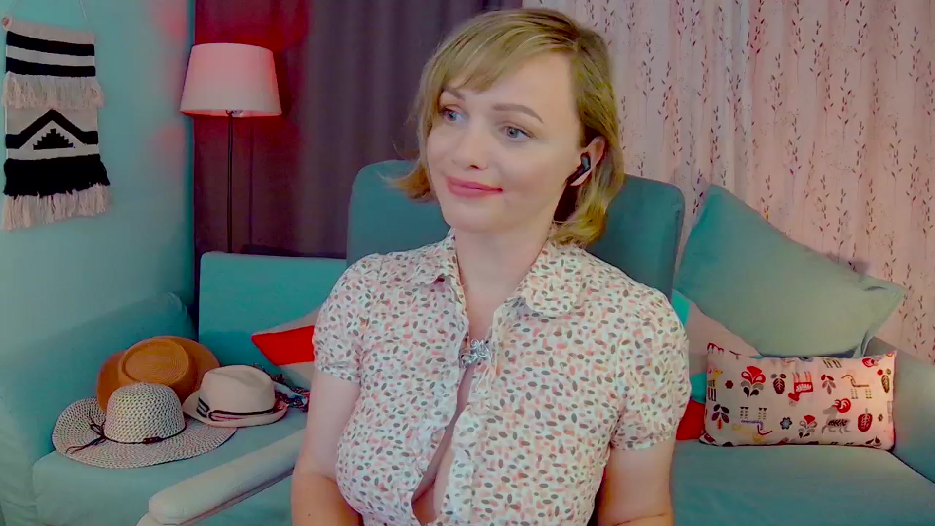 Gallery image thumbnail from SweetDazzle's myfreecams stream on, 06/02/2025, 15:59 image 17 of 20