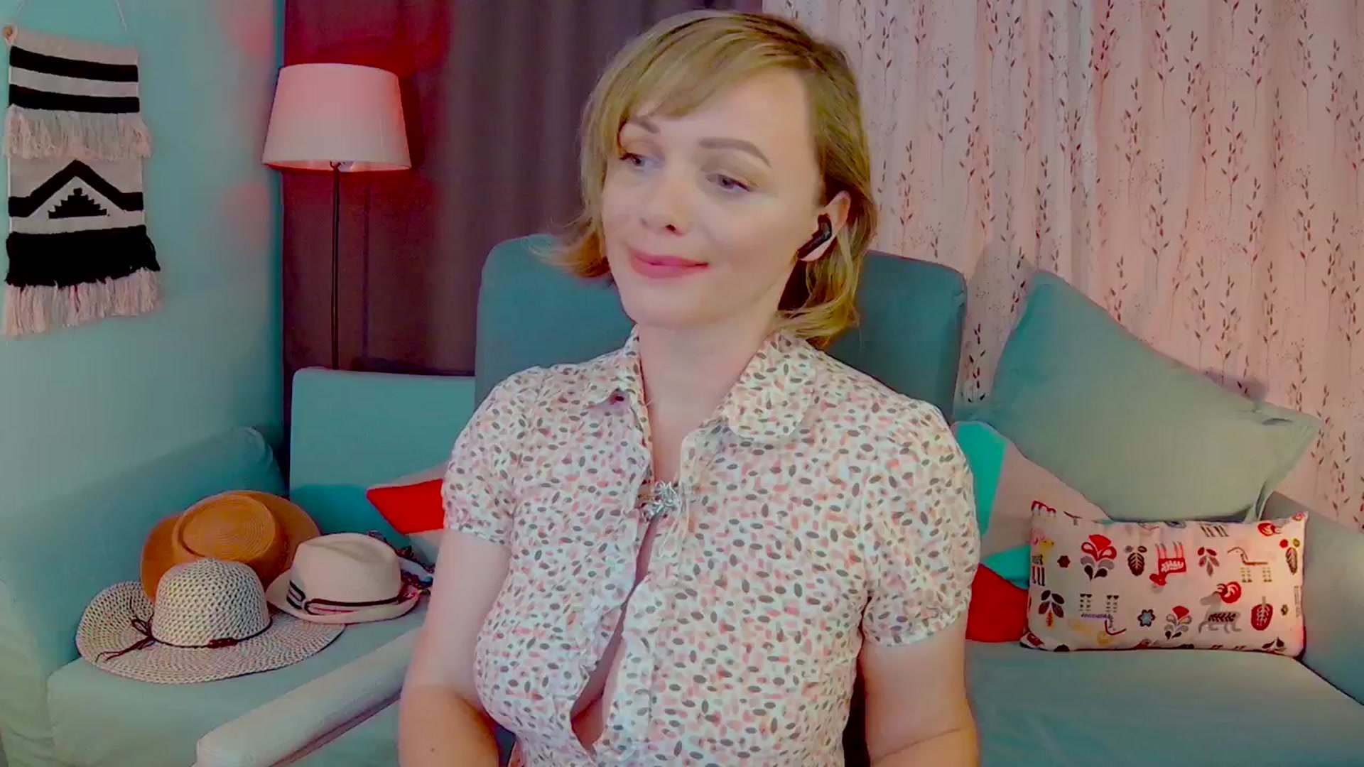 Gallery image thumbnail from SweetDazzle's myfreecams stream on, 06/02/2025, 15:59 image 4 of 20