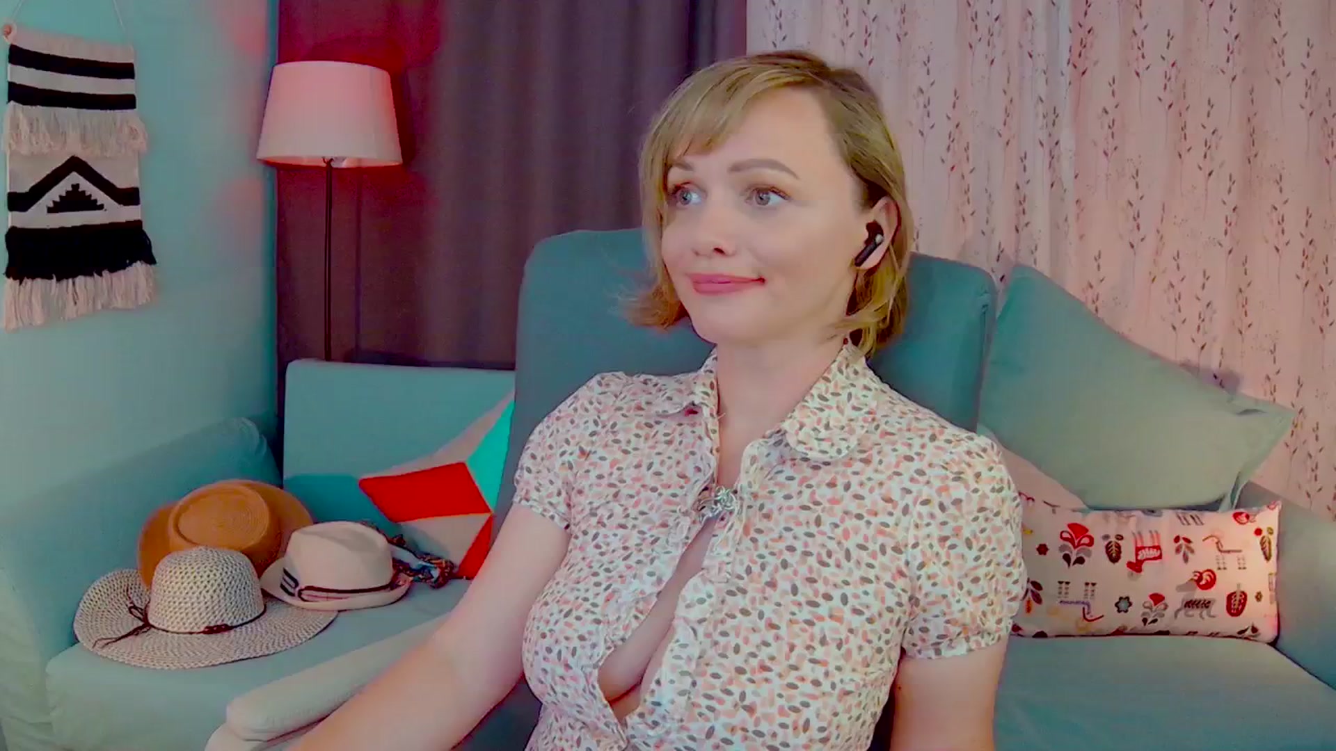 Gallery image thumbnail from SweetDazzle's myfreecams stream on, 06/02/2025, 15:59 image 10 of 20