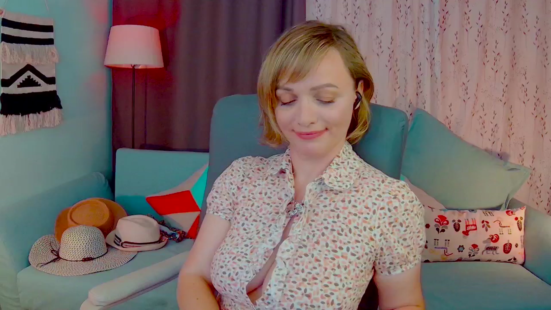 Gallery image thumbnail from SweetDazzle's myfreecams stream on, 06/02/2025, 15:59 image 1 of 20