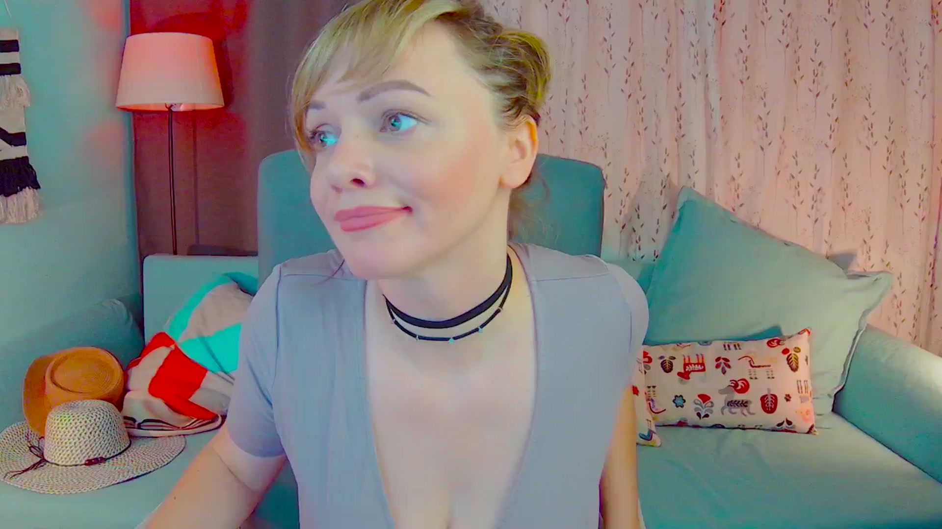 Gallery image thumbnail from SweetDazzle's myfreecams stream on, 06/04/2025, 12:04 image 14 of 20