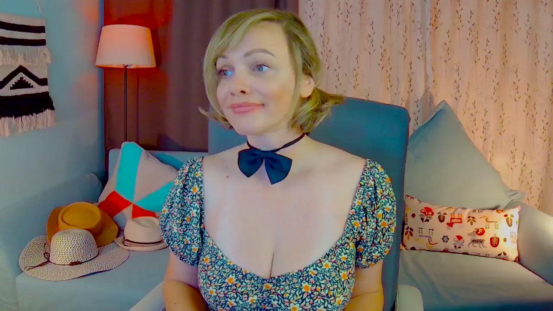 Gallery image thumbnail from SweetDazzle's myfreecams stream on, 06/11/2025, 09:53 image 10 of 20
