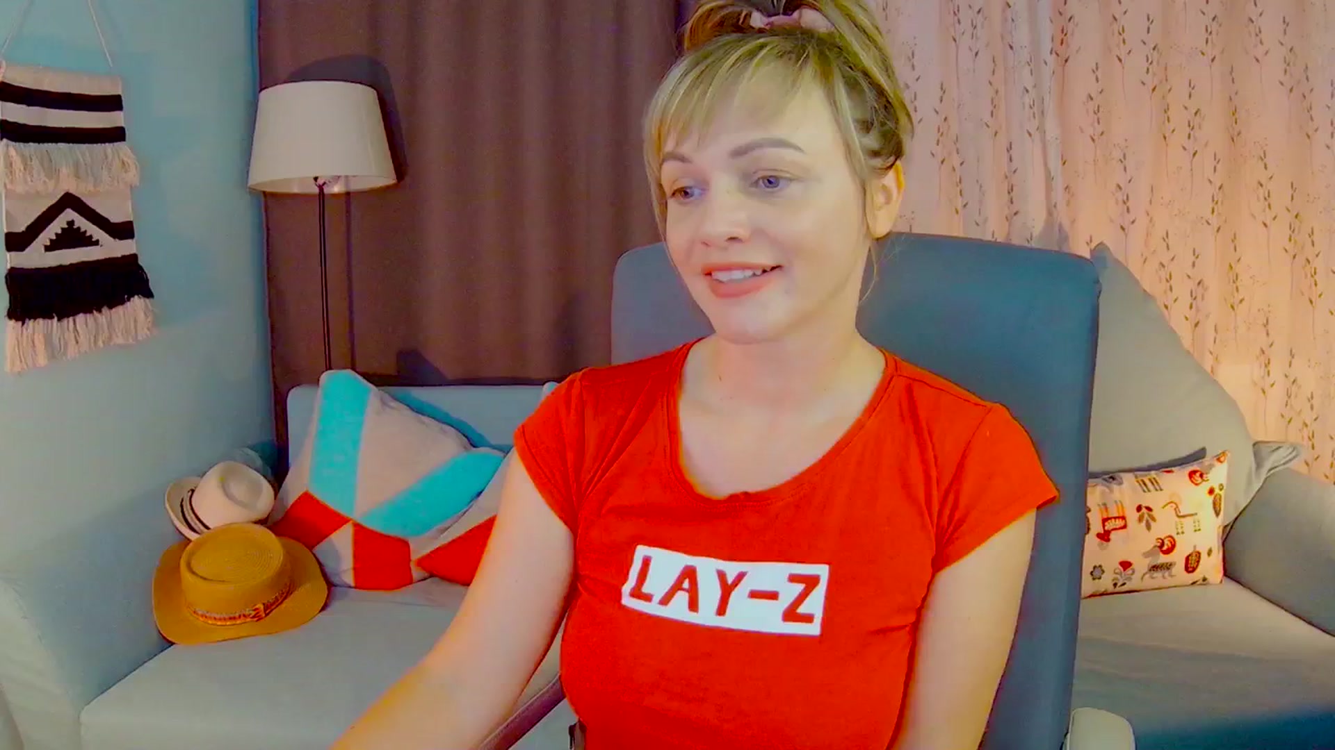 Gallery image thumbnail from SweetDazzle's myfreecams stream on, 06/20/2025, 15:07 image 5 of 20