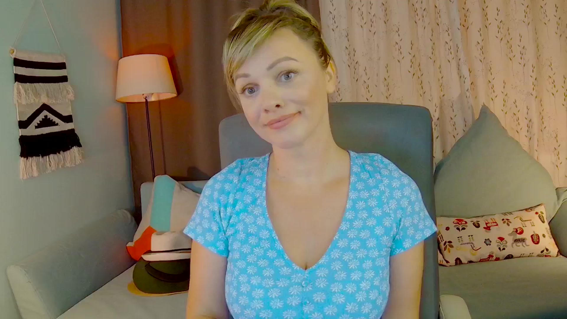 Gallery image thumbnail from SweetDazzle's myfreecams stream on, 07/08/2025, 09:39 image 4 of 20
