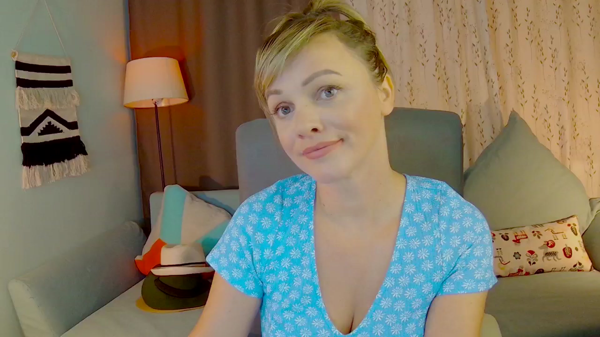 Gallery image thumbnail from SweetDazzle's myfreecams stream on, 07/08/2025, 09:39 image 14 of 20