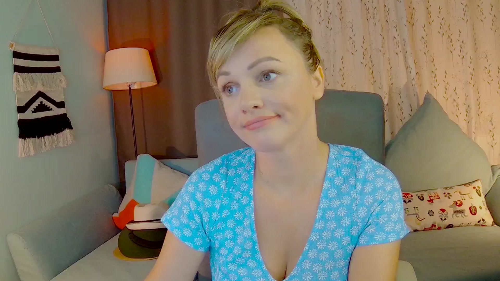 Gallery image thumbnail from SweetDazzle's myfreecams stream on, 07/08/2025, 09:39 image 18 of 20