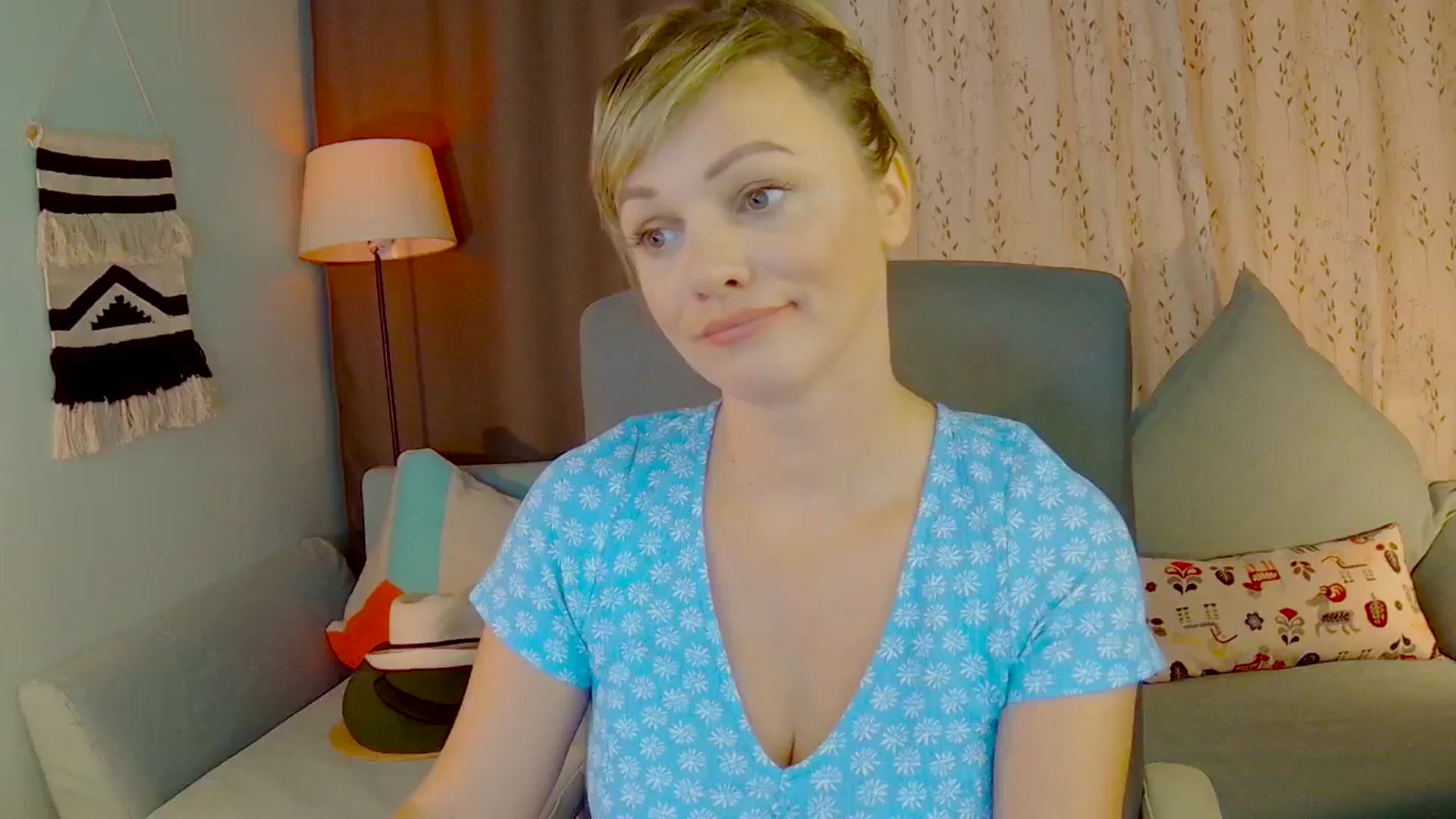 Gallery image thumbnail from SweetDazzle's myfreecams stream on, 07/08/2025, 09:39 image 7 of 20