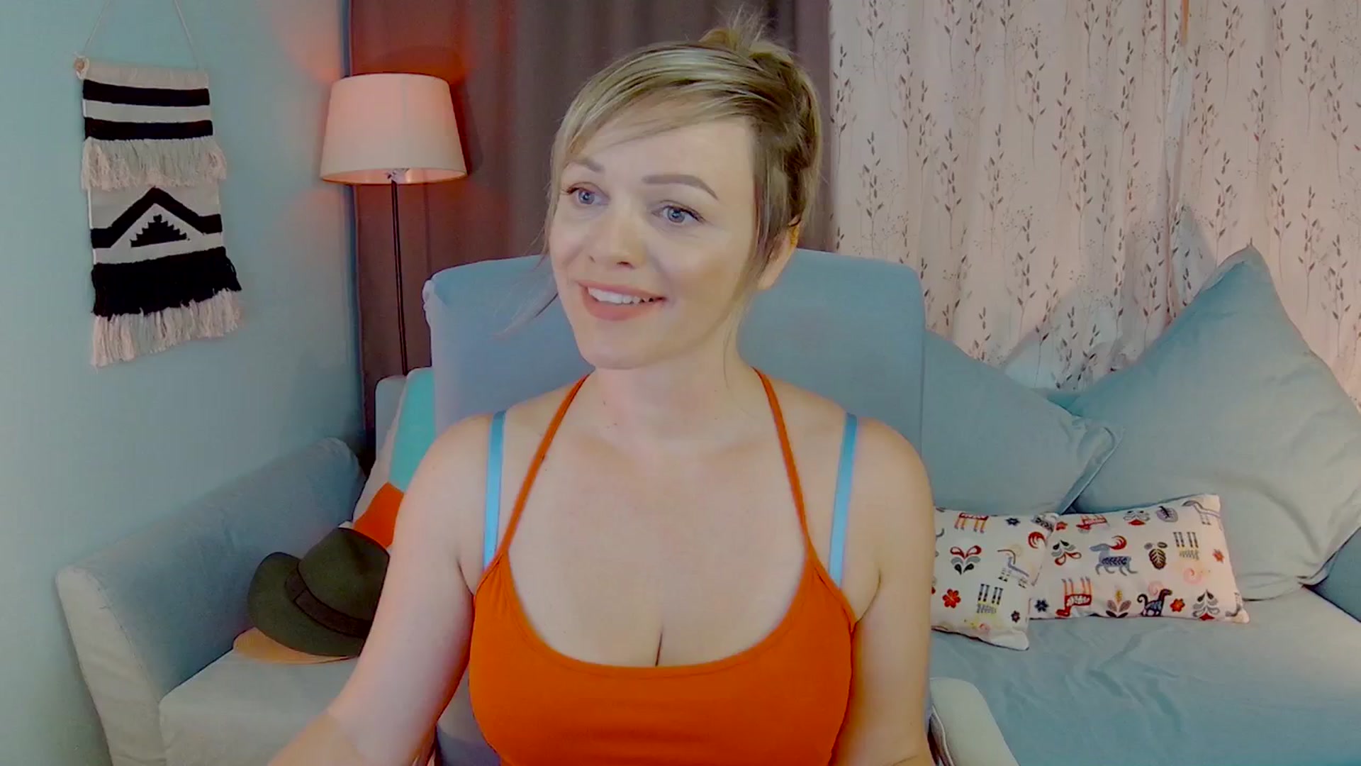 Gallery image thumbnail from SweetDazzle's myfreecams stream on, 07/29/2025, 12:34 image 3 of 20