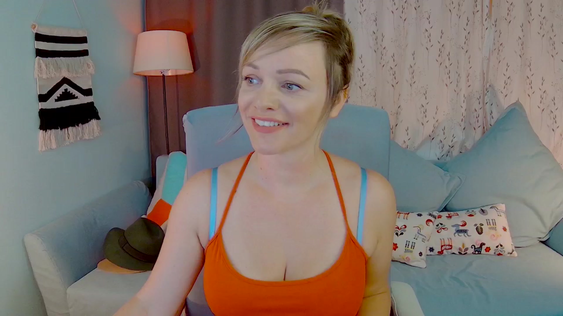 Gallery image thumbnail from SweetDazzle's myfreecams stream on, 07/29/2025, 12:34 image 2 of 20