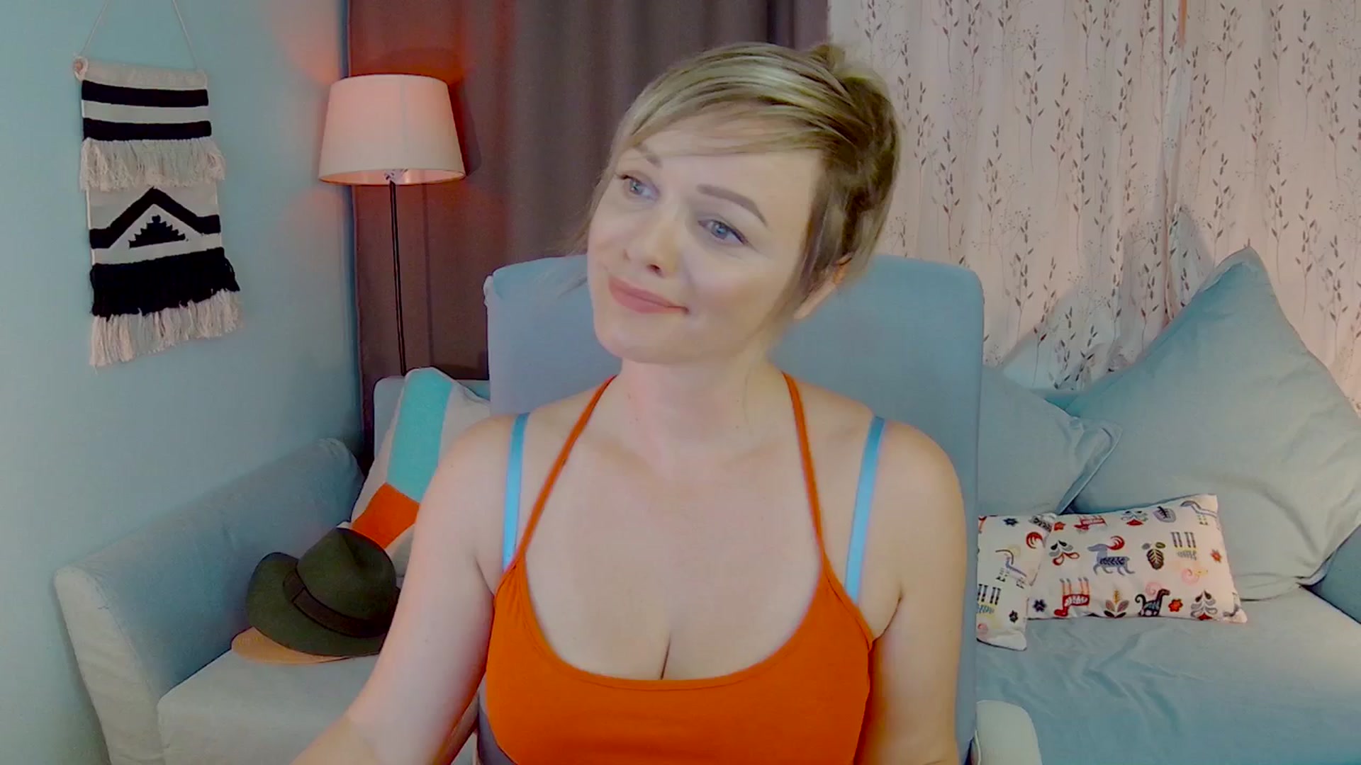 Gallery image thumbnail from SweetDazzle's myfreecams stream on, 07/29/2025, 12:34 image 7 of 20