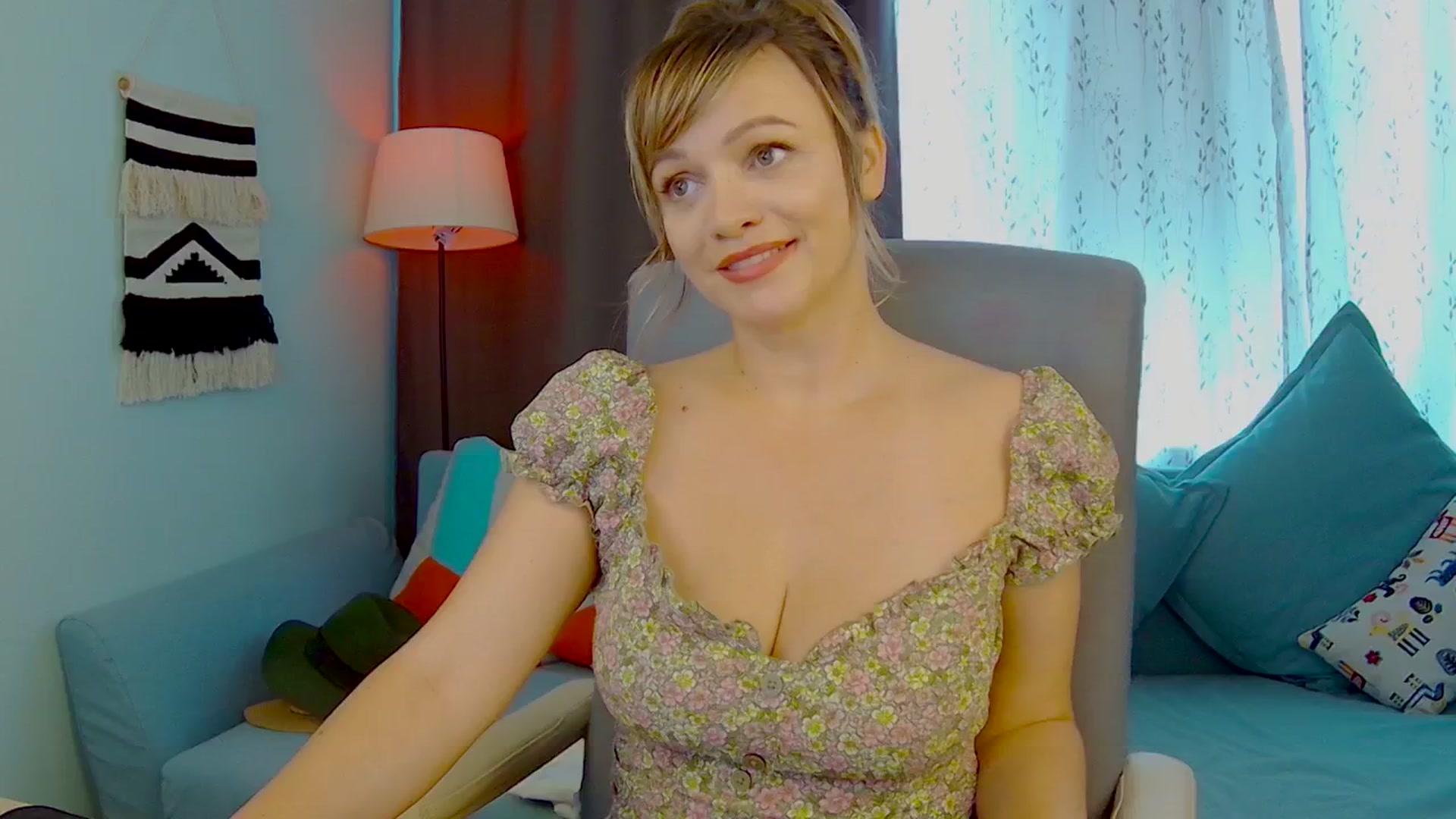 Gallery image thumbnail from SweetDazzle's myfreecams stream on, 09/11/2025, 12:24 image 3 of 20