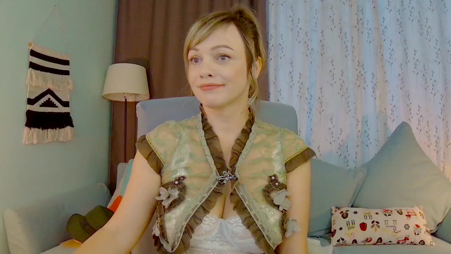 Gallery image thumbnail from SweetDazzle's myfreecams stream on, 09/18/2025, 10:01 image 15 of 20
