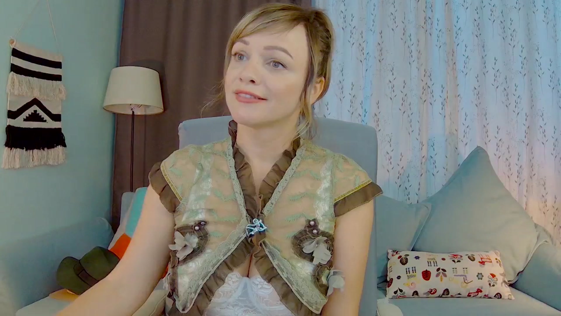 Gallery image thumbnail from SweetDazzle's myfreecams stream on, 09/18/2025, 10:48 image 16 of 20