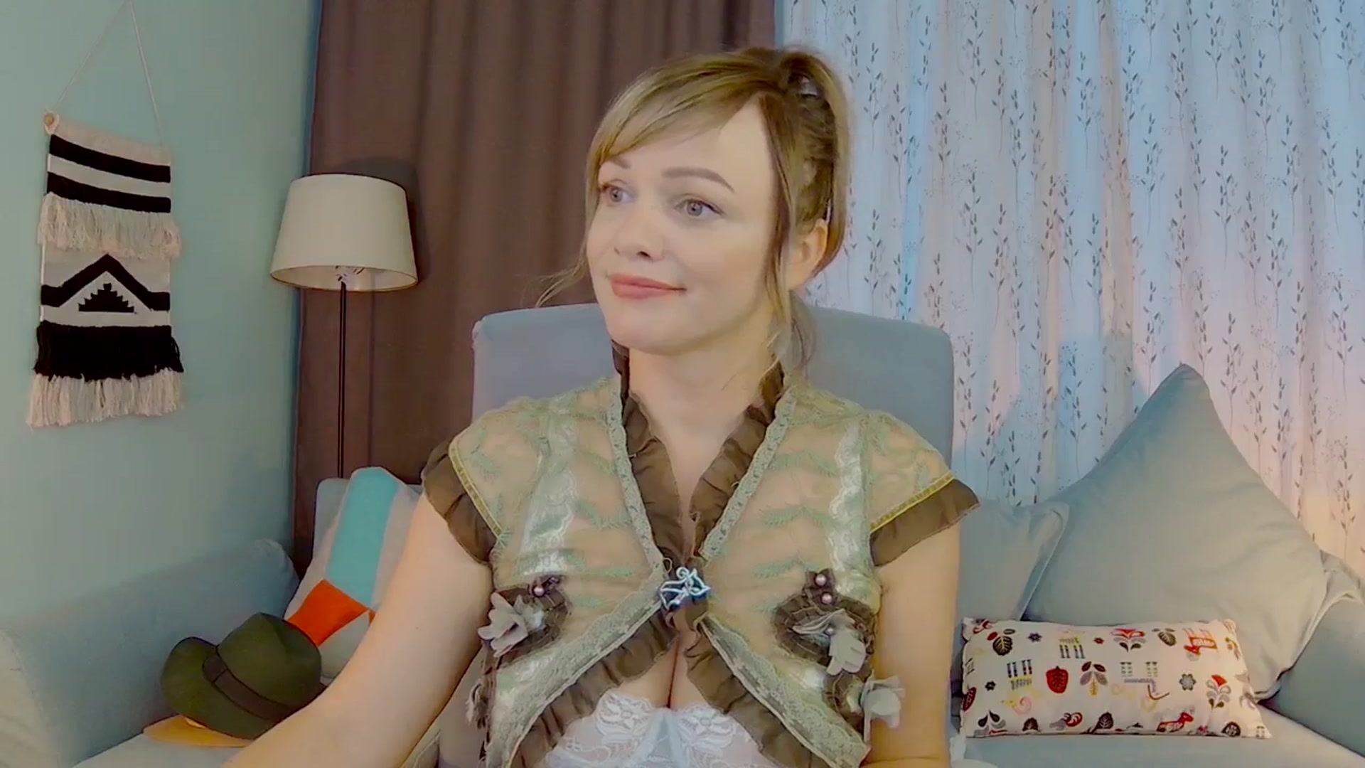 Gallery image thumbnail from SweetDazzle's myfreecams stream on, 09/18/2025, 10:48 image 10 of 20
