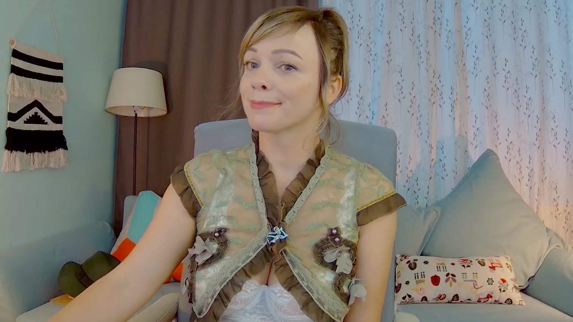 Gallery image thumbnail from SweetDazzle's myfreecams stream on, 09/18/2025, 10:48 image 18 of 20