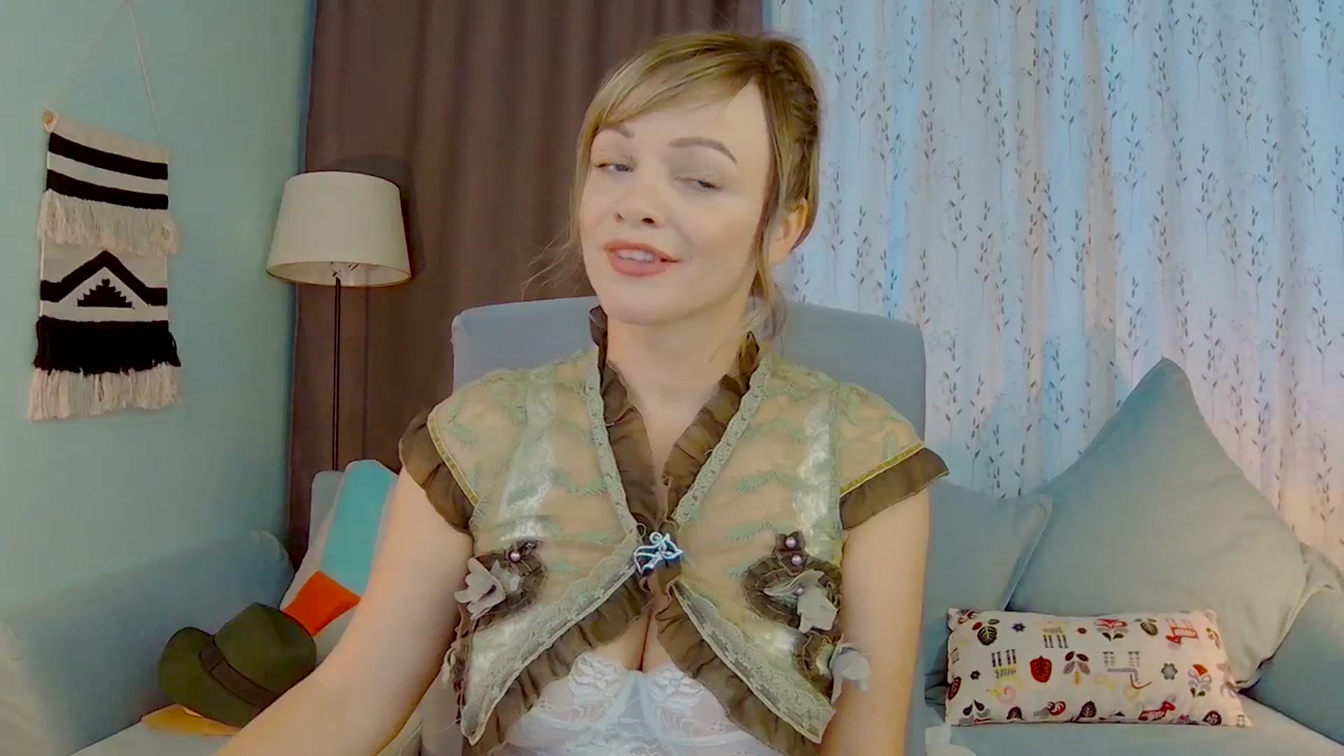 Gallery image thumbnail from SweetDazzle's myfreecams stream on, 09/18/2025, 10:48 image 7 of 20