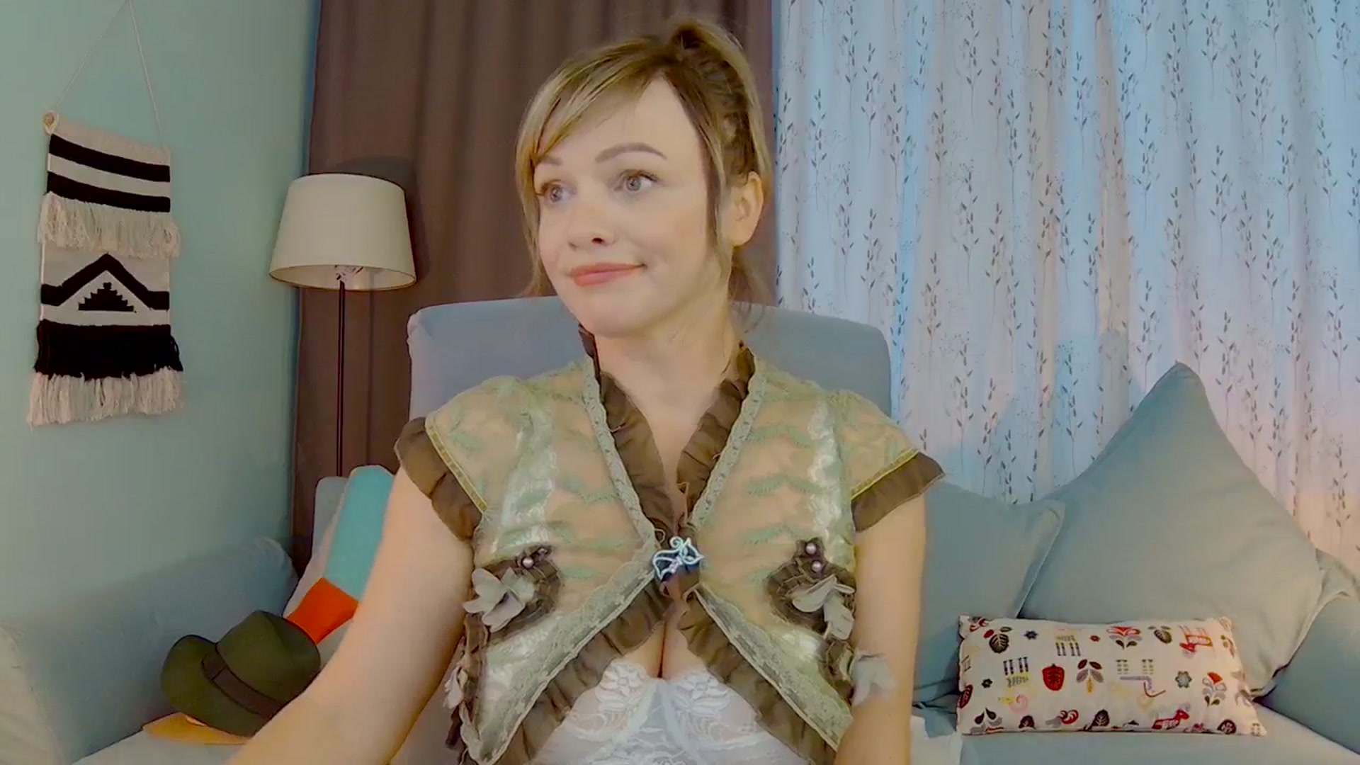 Gallery image thumbnail from SweetDazzle's myfreecams stream on, 09/18/2025, 10:48 image 2 of 20