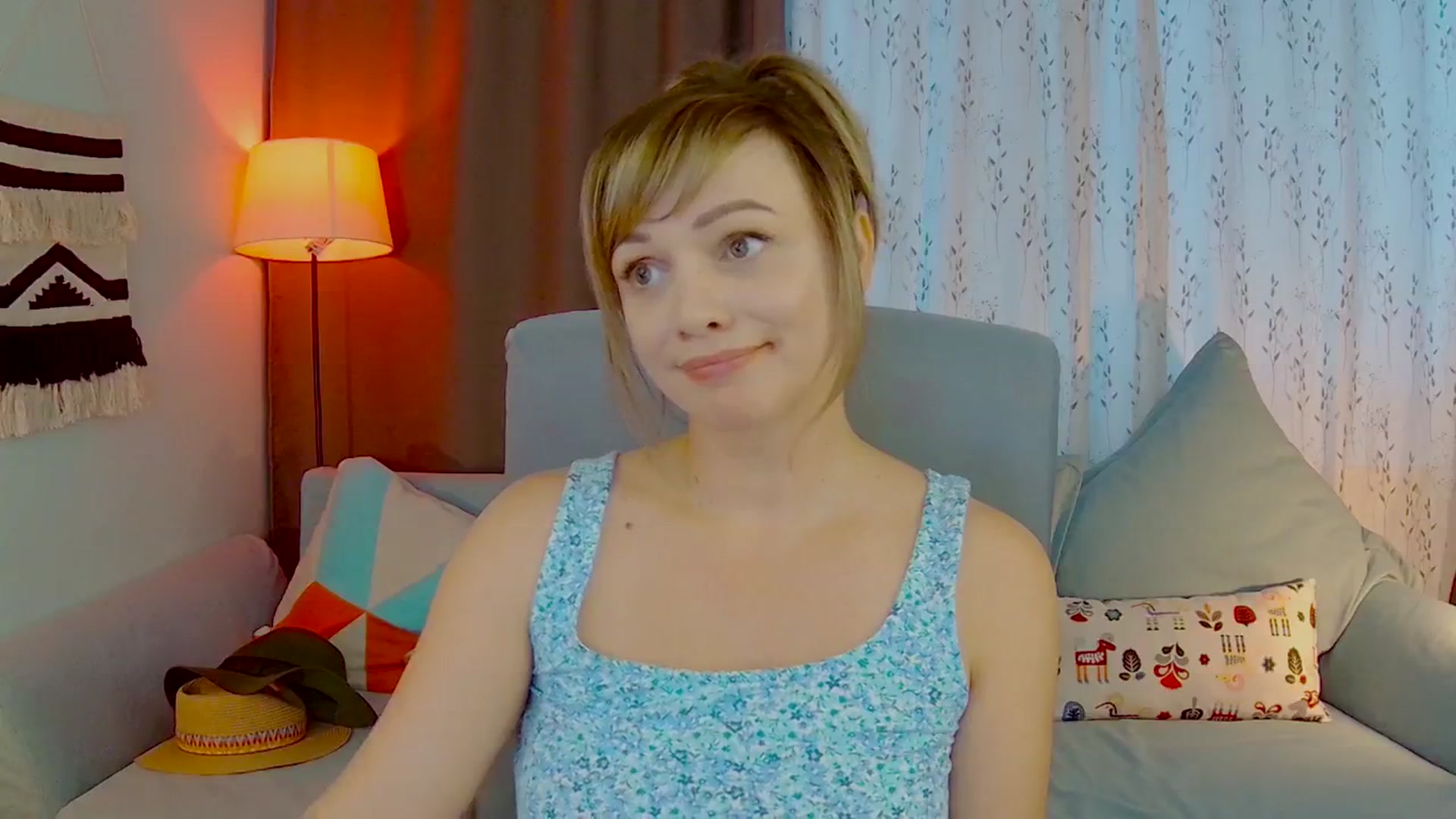 Gallery image thumbnail from SweetDazzle's myfreecams stream on, 09/25/2025, 11:13 image 19 of 20