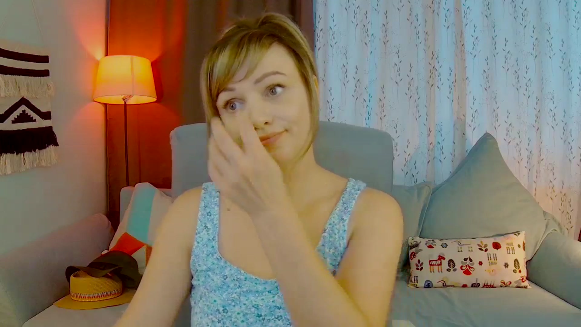 Gallery image thumbnail from SweetDazzle's myfreecams stream on, 09/25/2025, 11:13 image 17 of 20