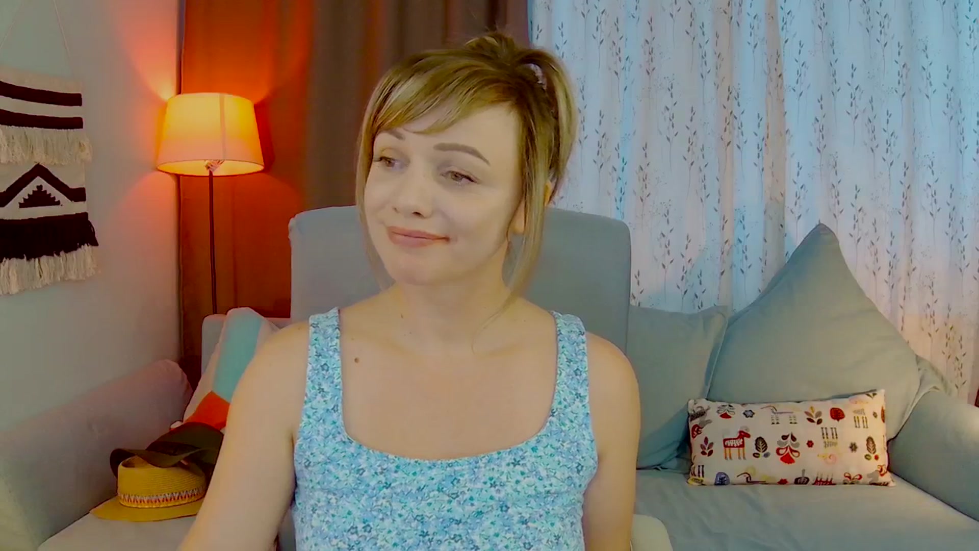 Gallery image thumbnail from SweetDazzle's myfreecams stream on, 09/25/2025, 11:13 image 4 of 20