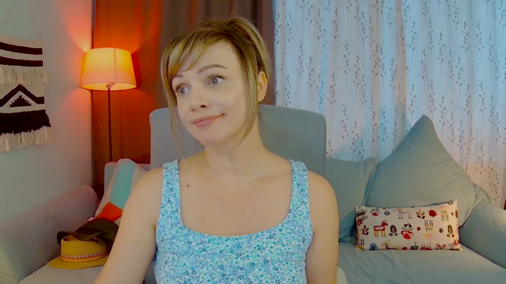 Gallery image thumbnail from SweetDazzle's myfreecams stream on, 09/25/2025, 11:13 image 5 of 20