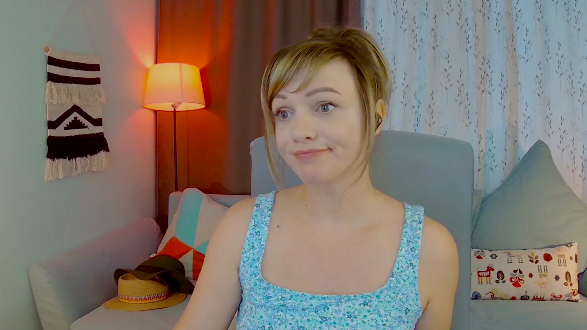 Gallery image thumbnail from SweetDazzle's myfreecams stream on, 09/25/2025, 12:33 image 9 of 20