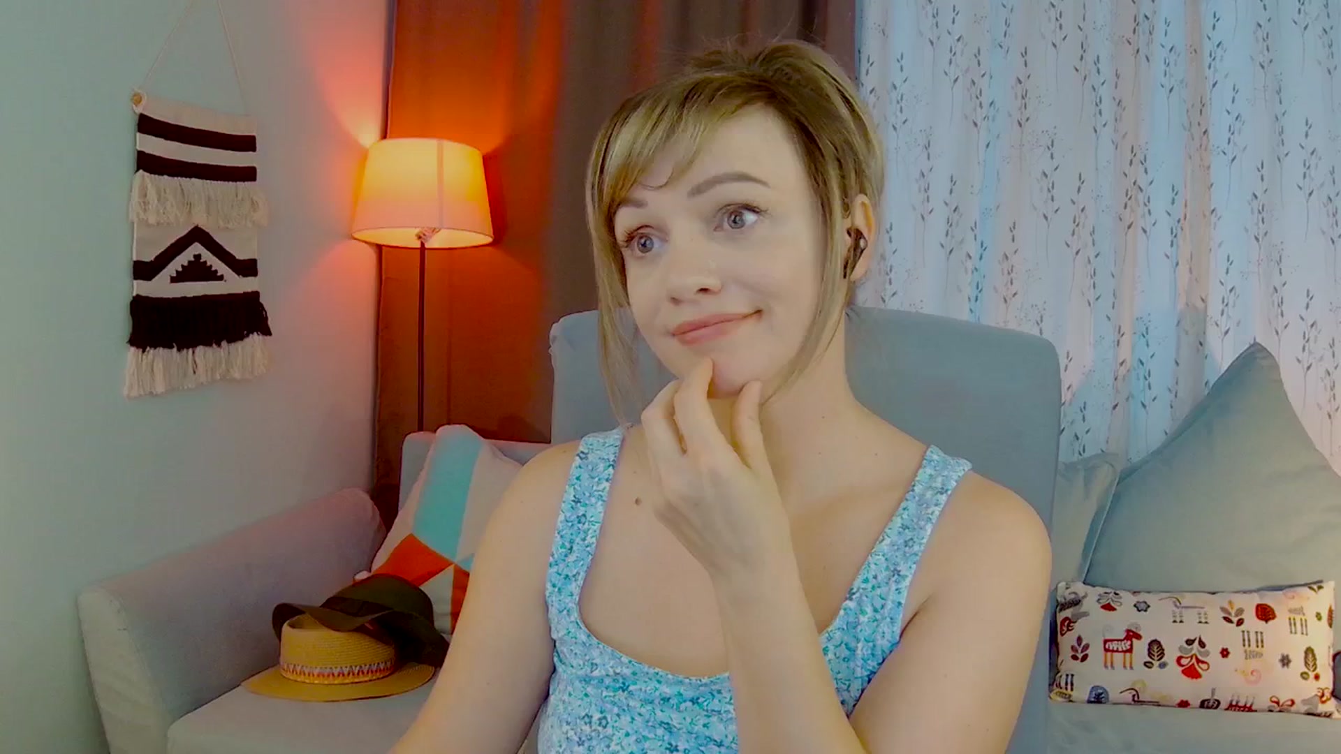 Gallery image thumbnail from SweetDazzle's myfreecams stream on, 09/25/2025, 12:33 image 6 of 20