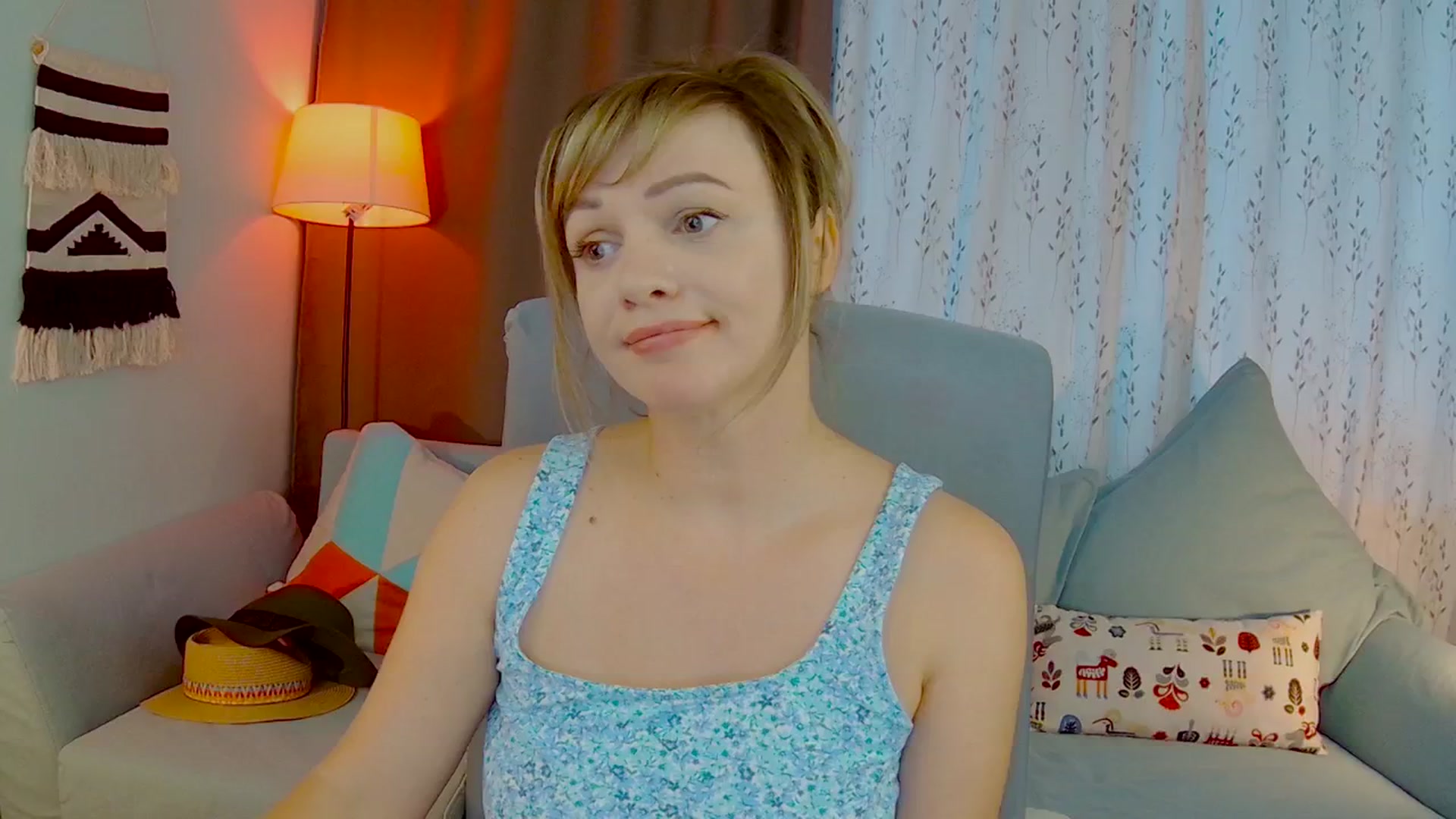 Gallery image thumbnail from SweetDazzle's myfreecams stream on, 09/25/2025, 12:33 image 2 of 20
