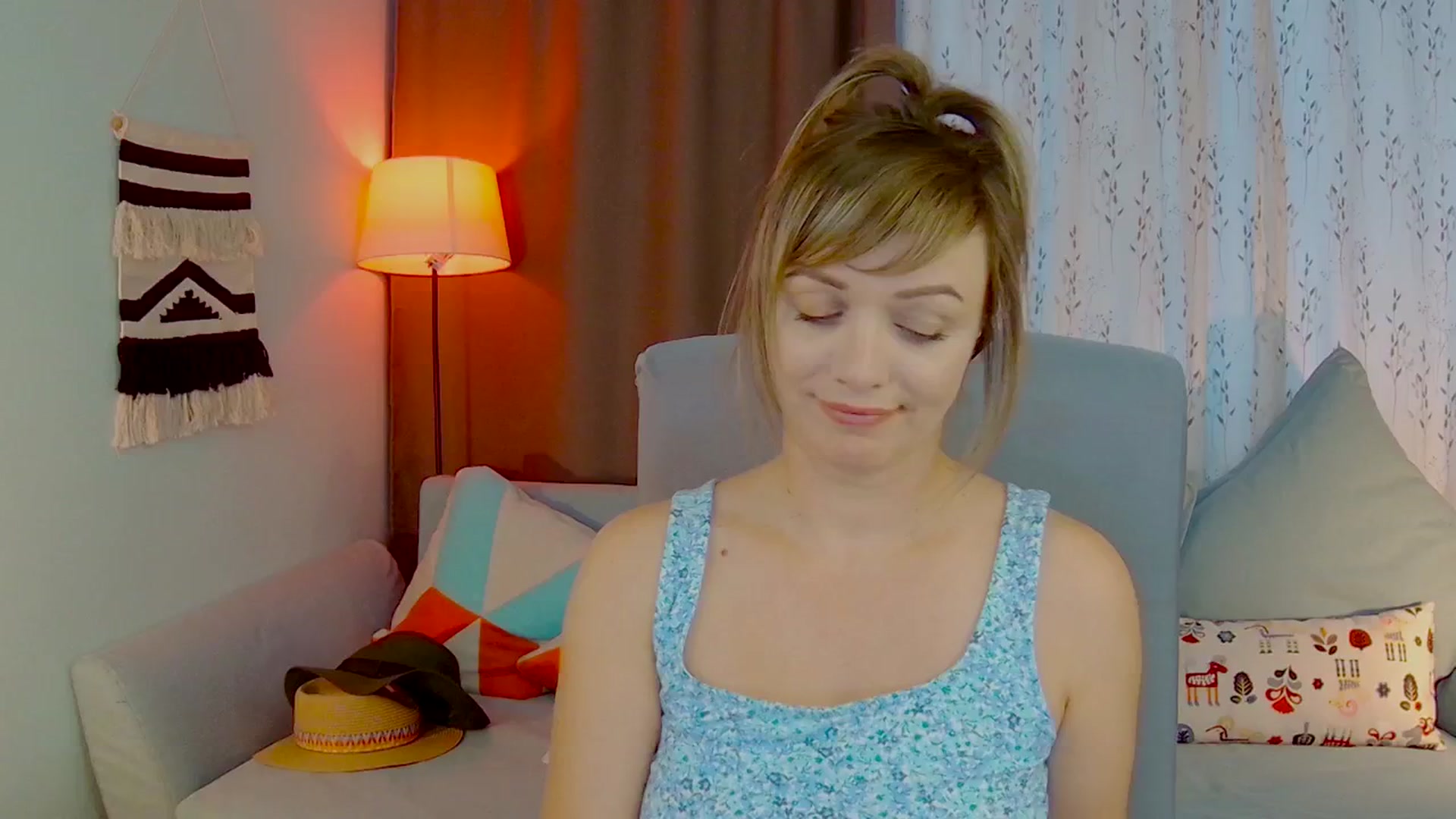 Gallery image thumbnail from SweetDazzle's myfreecams stream on, 09/25/2025, 12:33 image 15 of 20