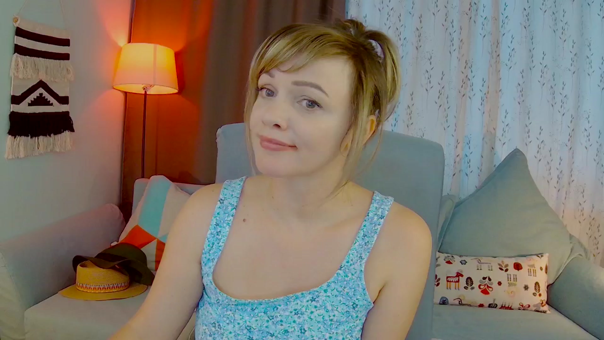 Gallery image thumbnail from SweetDazzle's myfreecams stream on, 09/25/2025, 12:33 image 1 of 20