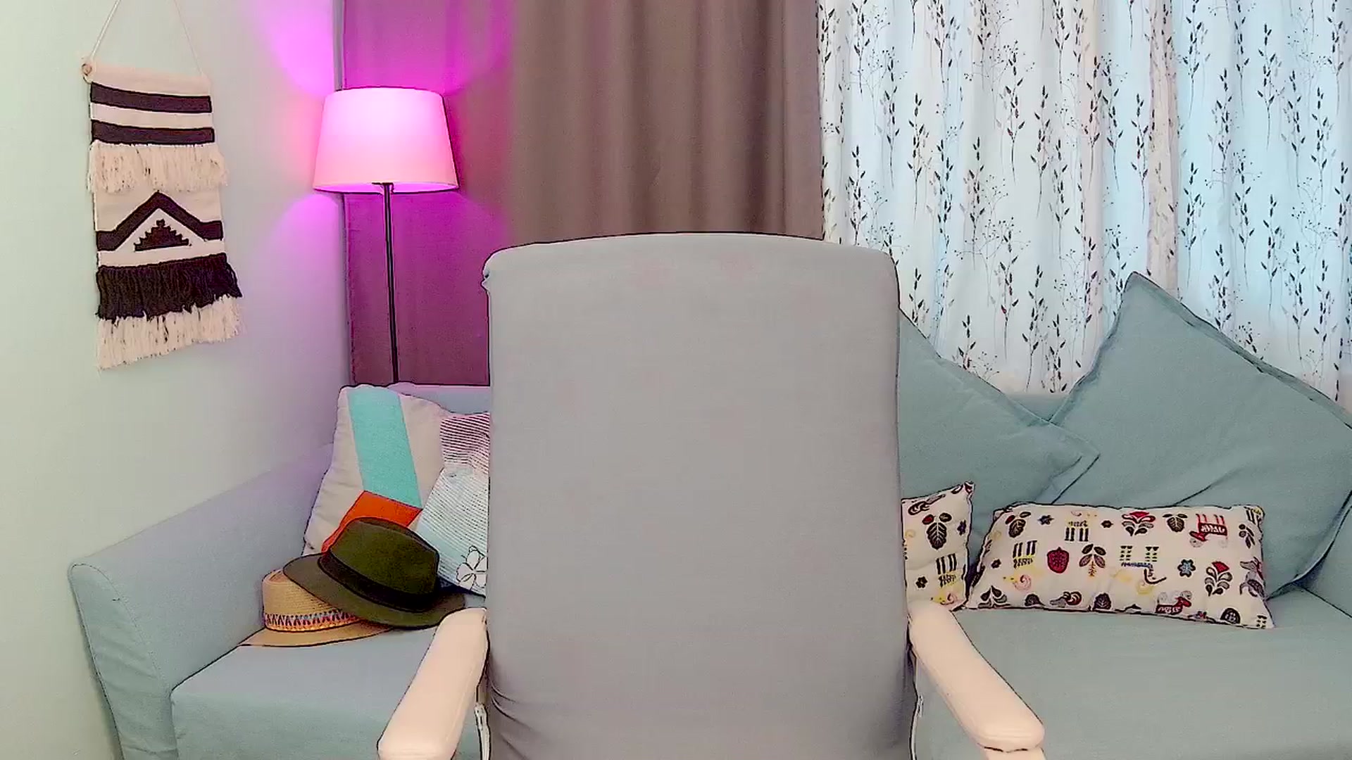 Gallery image thumbnail from SweetDazzle's myfreecams stream on, 10/24/2025, 12:45 image 11 of 20