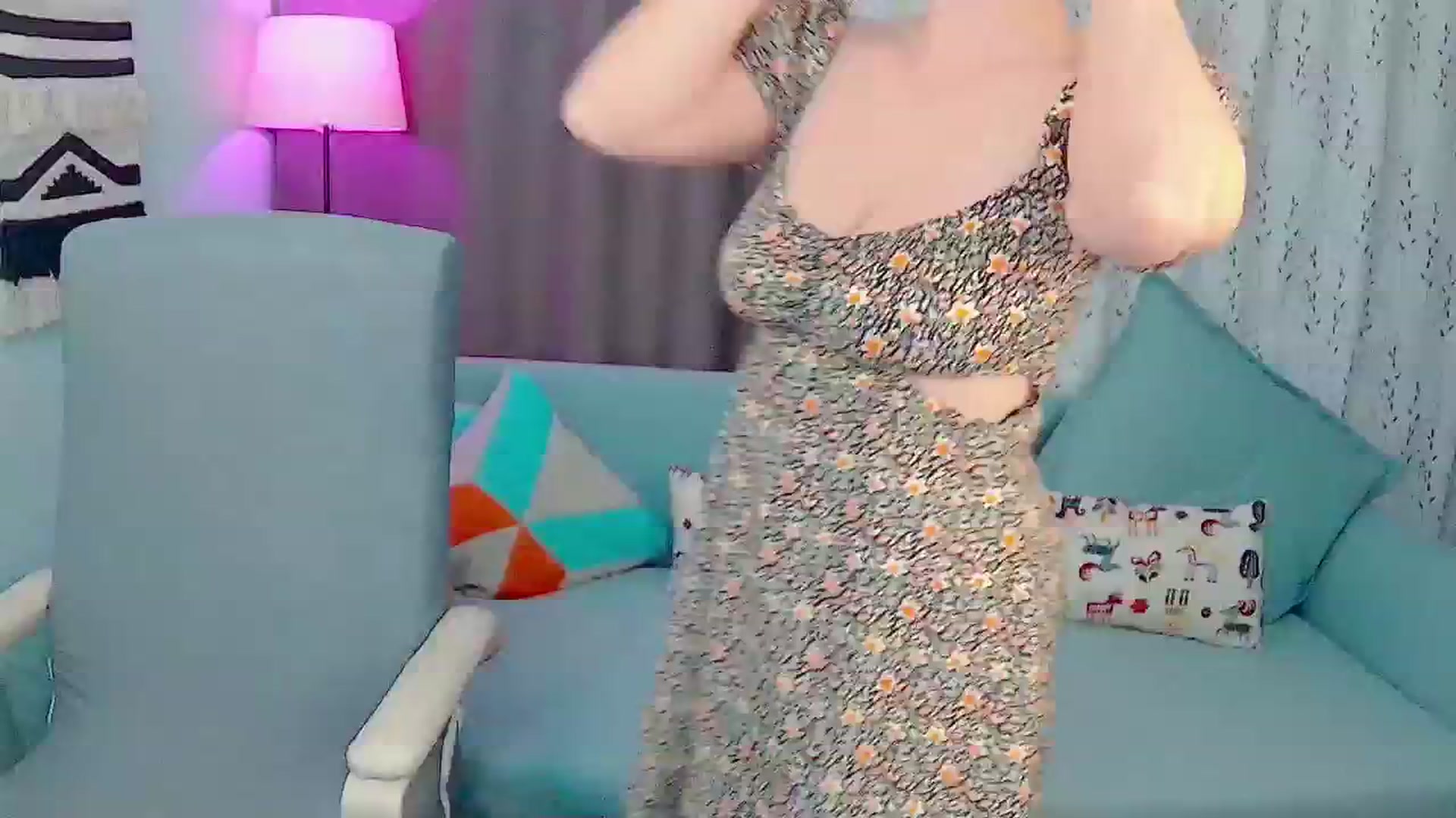 Gallery image thumbnail from SweetDazzle's myfreecams stream on, 11/17/2025, 05:17 image 5 of 20