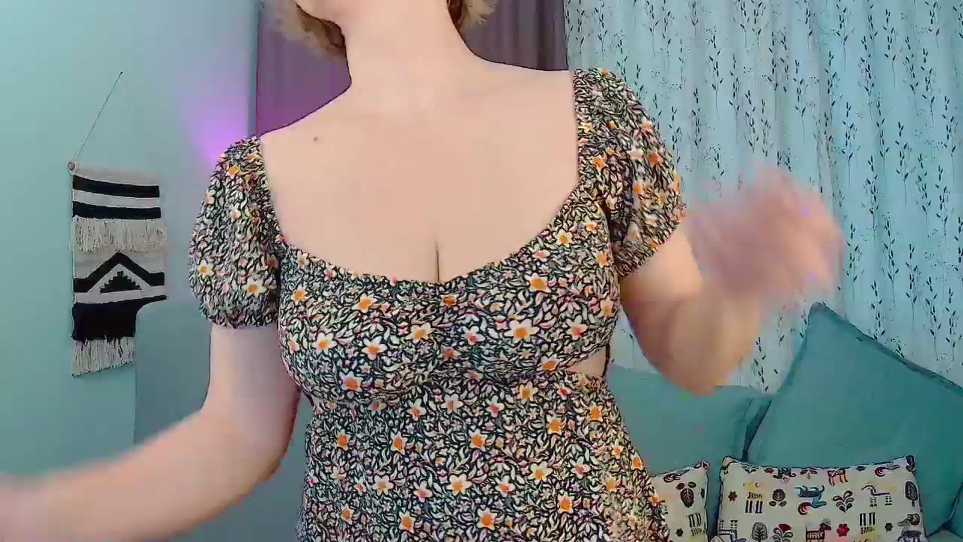 Gallery image thumbnail from SweetDazzle's myfreecams stream on, 11/17/2025, 07:40 image 15 of 20