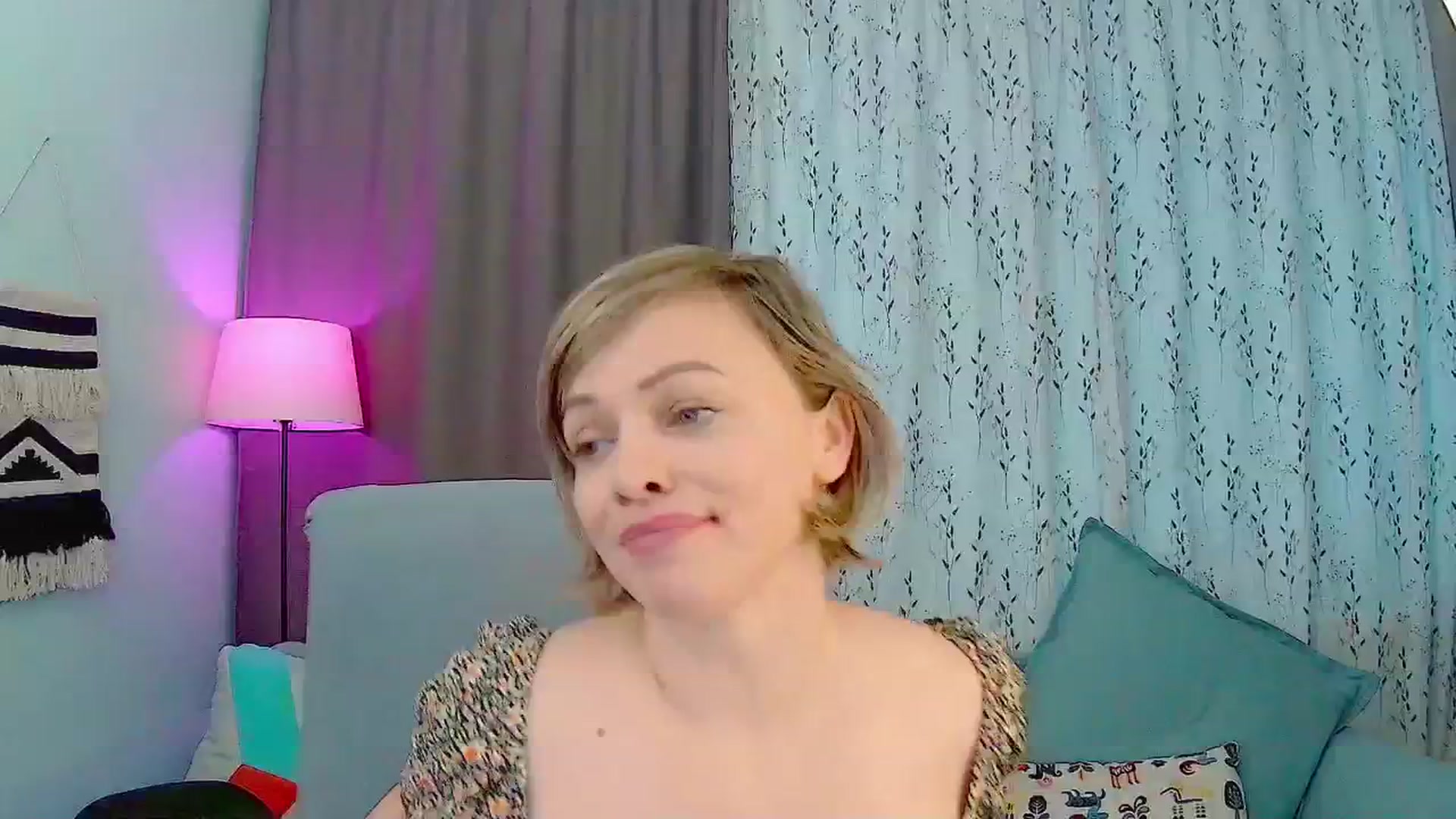 Gallery image thumbnail from SweetDazzle's myfreecams stream on, 11/17/2025, 08:21 image 1 of 20