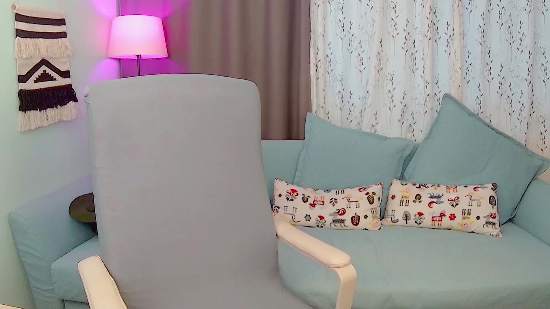 Gallery image thumbnail from SweetDazzle's myfreecams stream on, 11/17/2025, 13:58 image 17 of 20