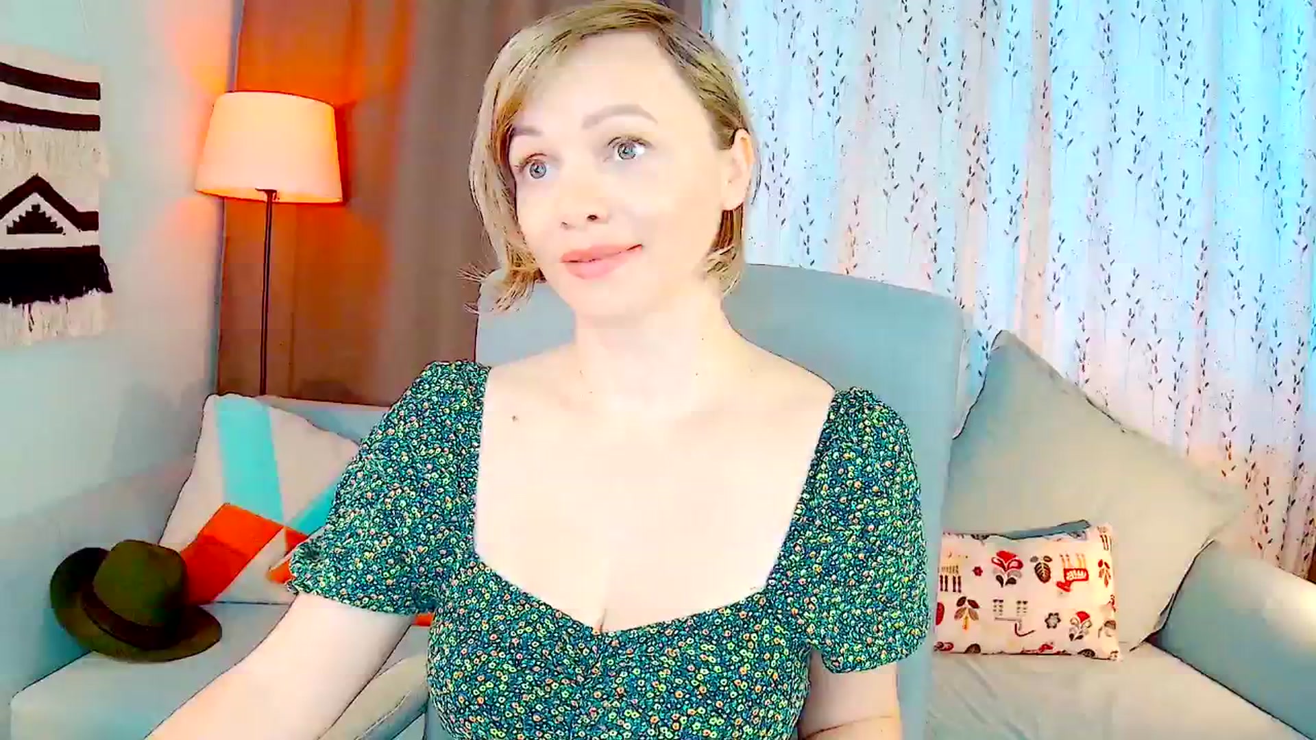 Gallery image thumbnail from SweetDazzle's myfreecams stream on, 11/24/2025, 10:52 image 3 of 20