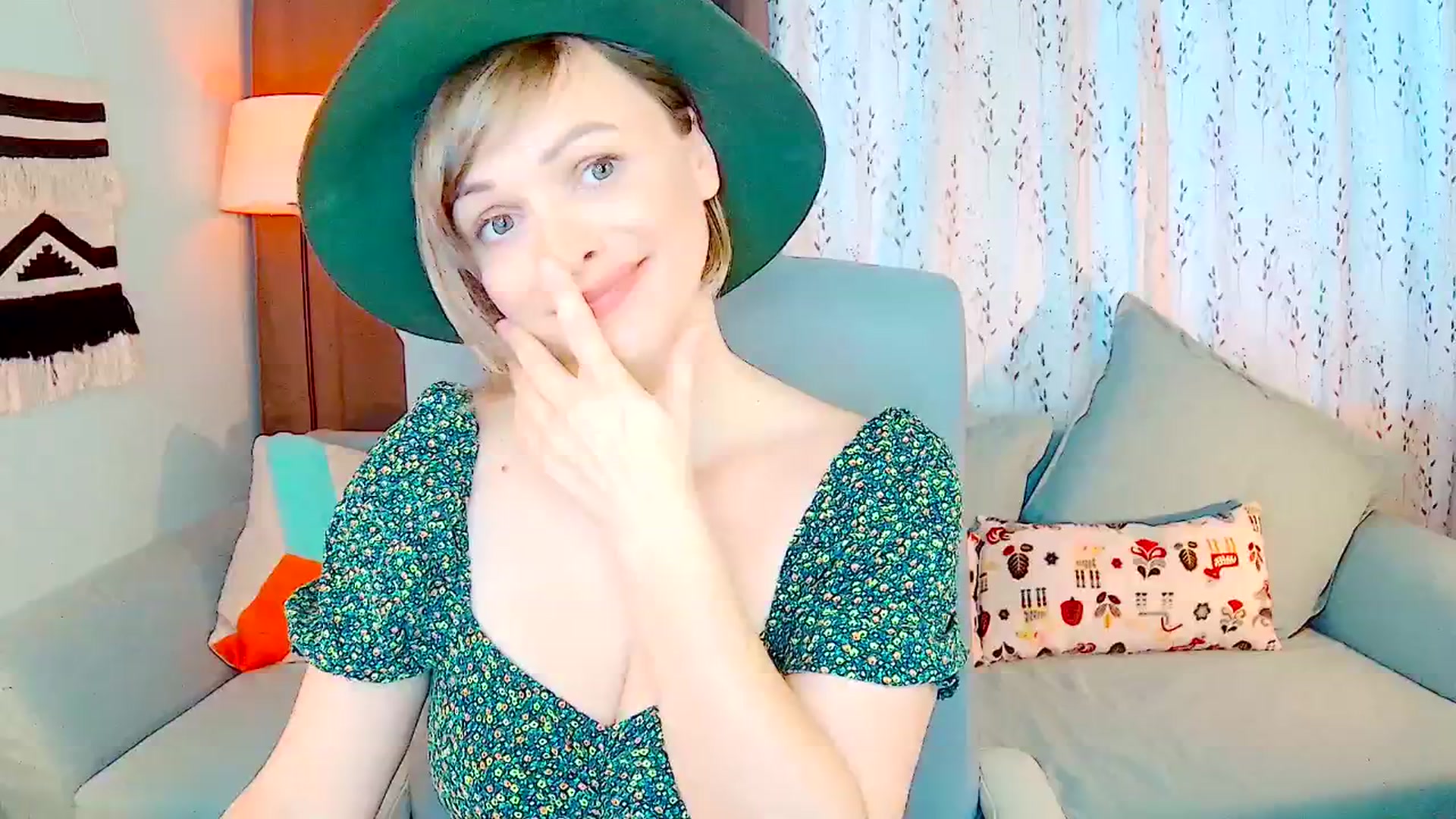 Gallery image thumbnail from SweetDazzle's myfreecams stream on, 11/24/2025, 12:29 image 10 of 20