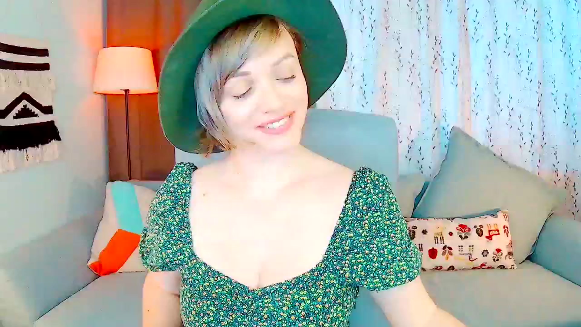 Gallery image thumbnail from SweetDazzle's myfreecams stream on, 11/24/2025, 12:29 image 11 of 20
