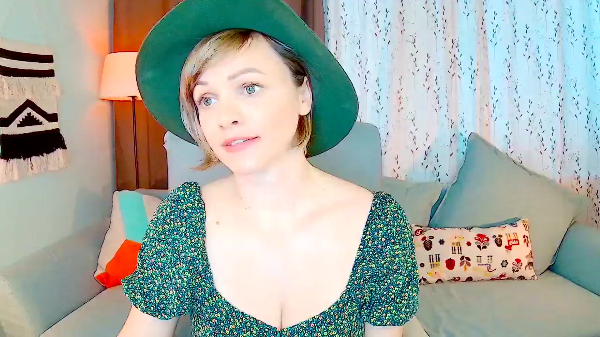 Gallery image thumbnail from SweetDazzle's myfreecams stream on, 11/24/2025, 12:29 image 8 of 20