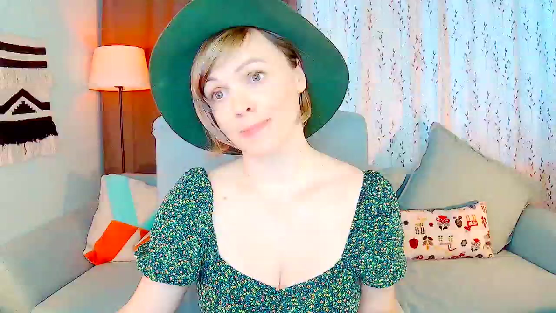 Gallery image thumbnail from SweetDazzle's myfreecams stream on, 11/24/2025, 12:29 image 19 of 20