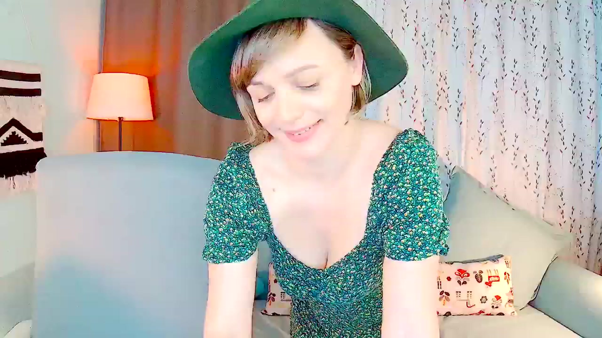Gallery image thumbnail from SweetDazzle's myfreecams stream on, 11/24/2025, 14:49 image 17 of 20