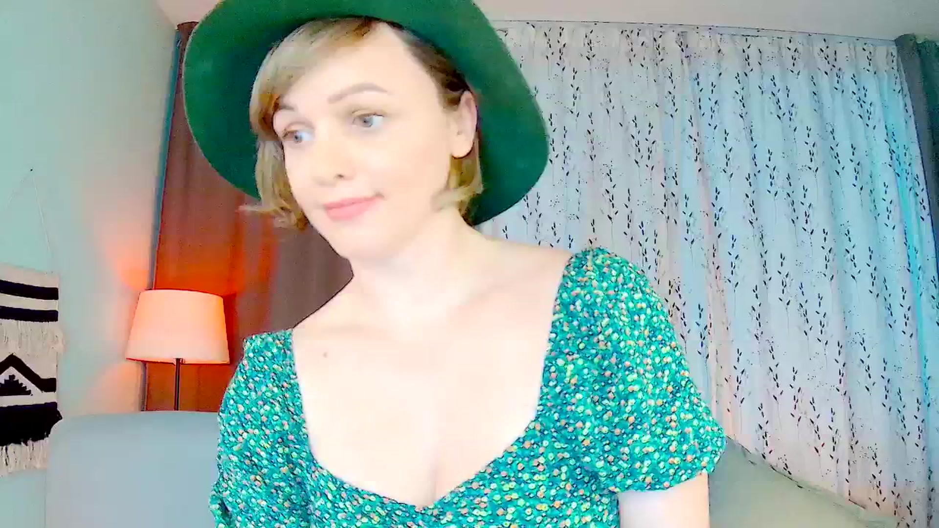Gallery image thumbnail from SweetDazzle's myfreecams stream on, 11/24/2025, 14:49 image 14 of 20