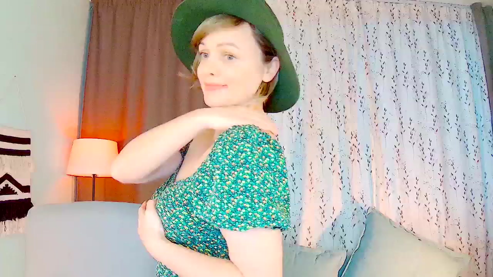 Gallery image thumbnail from SweetDazzle's myfreecams stream on, 11/24/2025, 14:49 image 15 of 20