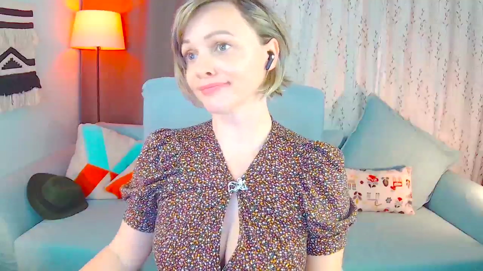 Gallery image thumbnail from SweetDazzle's myfreecams stream on, 11/24/2025, 16:36 image 12 of 20