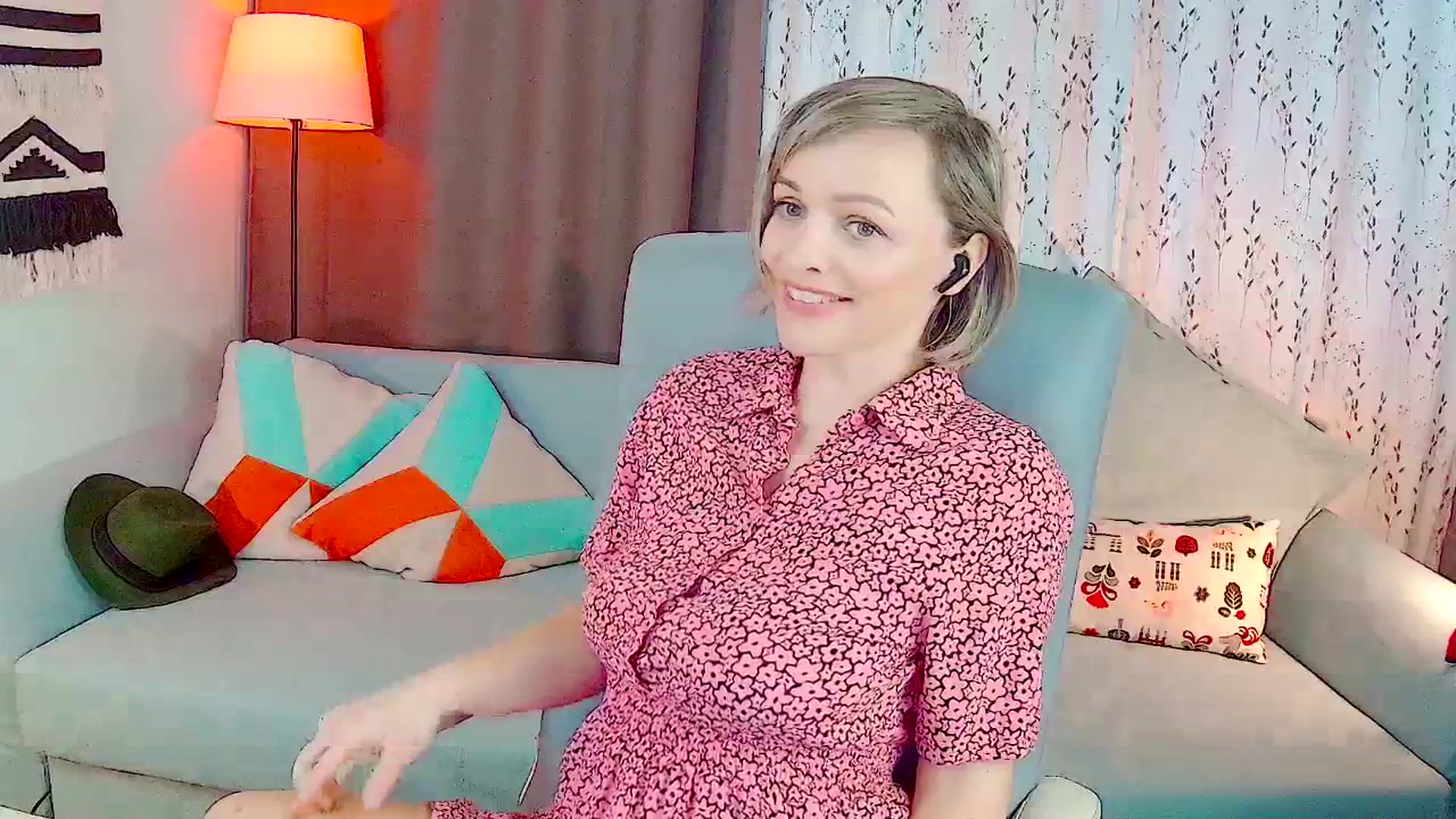 Gallery image thumbnail from SweetDazzle's myfreecams stream on, 11/28/2025, 08:59 image 3 of 20