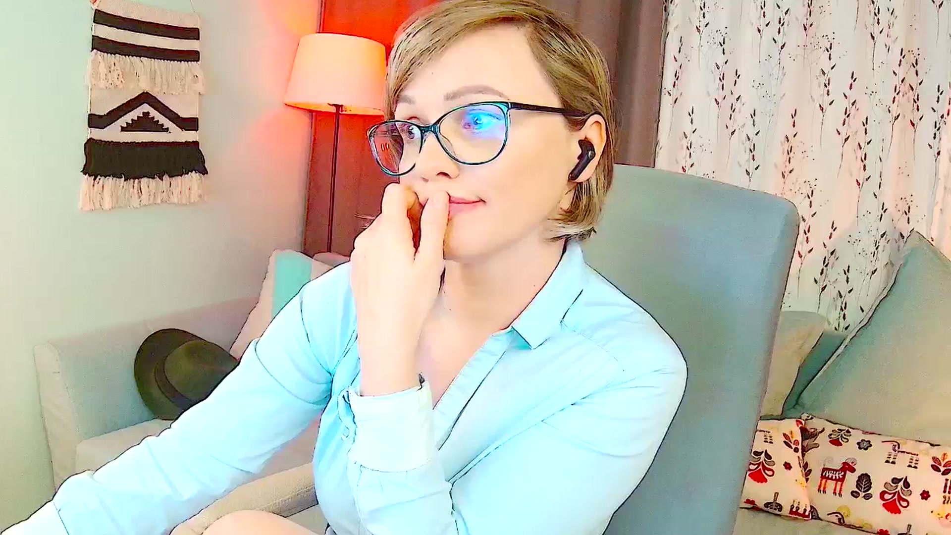 Gallery image thumbnail from SweetDazzle's myfreecams stream on, 12/02/2025, 14:42 image 15 of 20