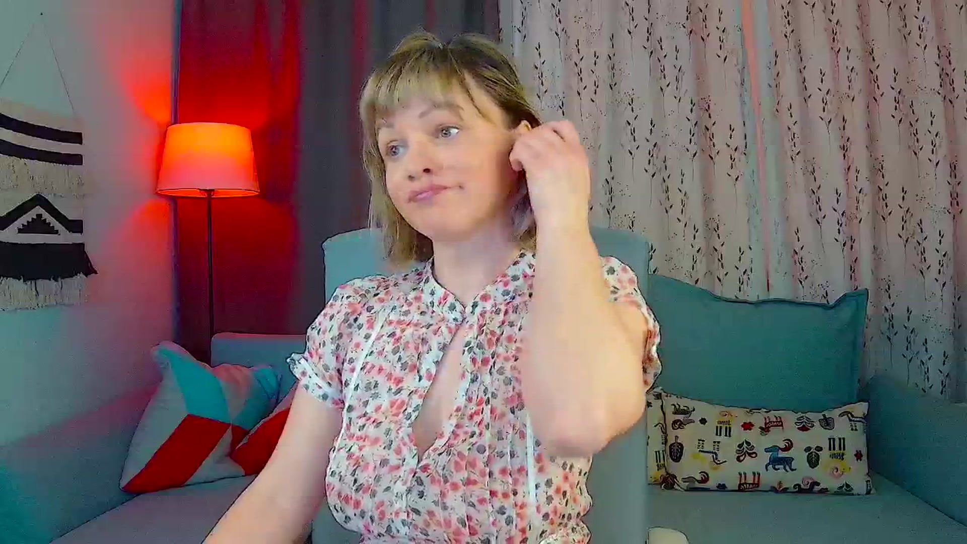 Gallery image thumbnail from SweetDazzle's myfreecams stream on, 03/17/2026, 07:59 image 8 of 20