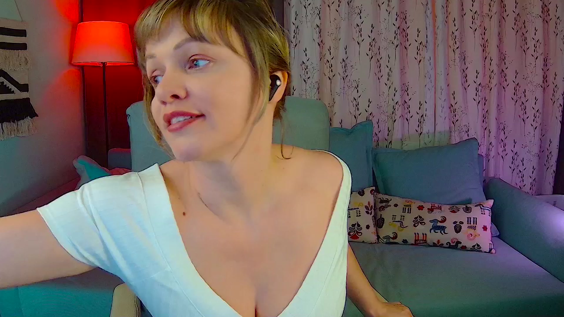 Gallery image thumbnail from SweetDazzle's myfreecams stream on, 03/19/2026, 14:55 image 6 of 20