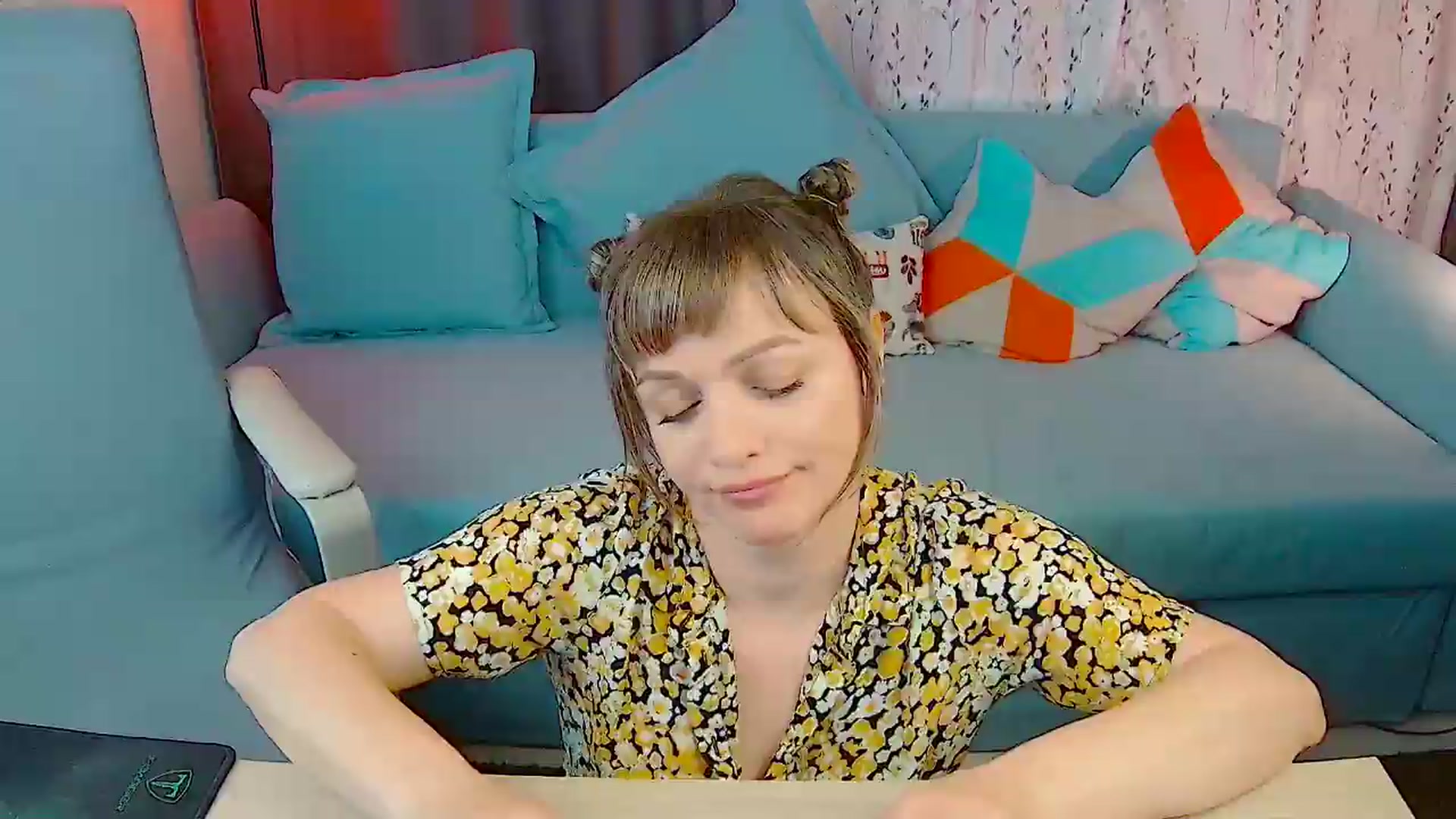 Gallery image thumbnail from SweetDazzle's myfreecams stream on, 05/05/2026, 09:01 image 18 of 20